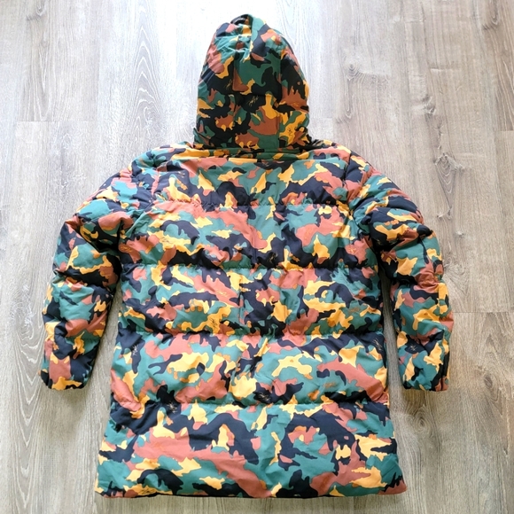 BRAND NEW Jordan Flight Heritage Camo Down Parka Men's Size: XL - Picture 8 of 12